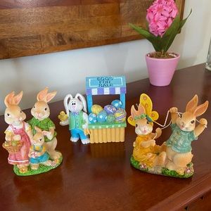 3 Easter Bunny decorations in excellent condition